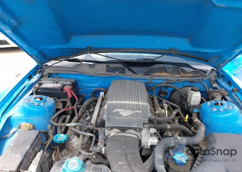 2010 Ford Mustang Gt/Gt Premium z USA, uszkodzony, nr VIN 1ZVBP8CH8A5132736